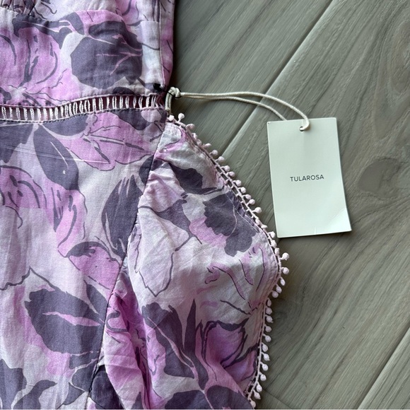 Tularosa Victoria Dress in Lyla Tropical Floral - Picture 6 of 7